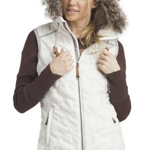 Women's Prana Calla Cream Colored Vest with Removable Faux Fur Hood Size Large